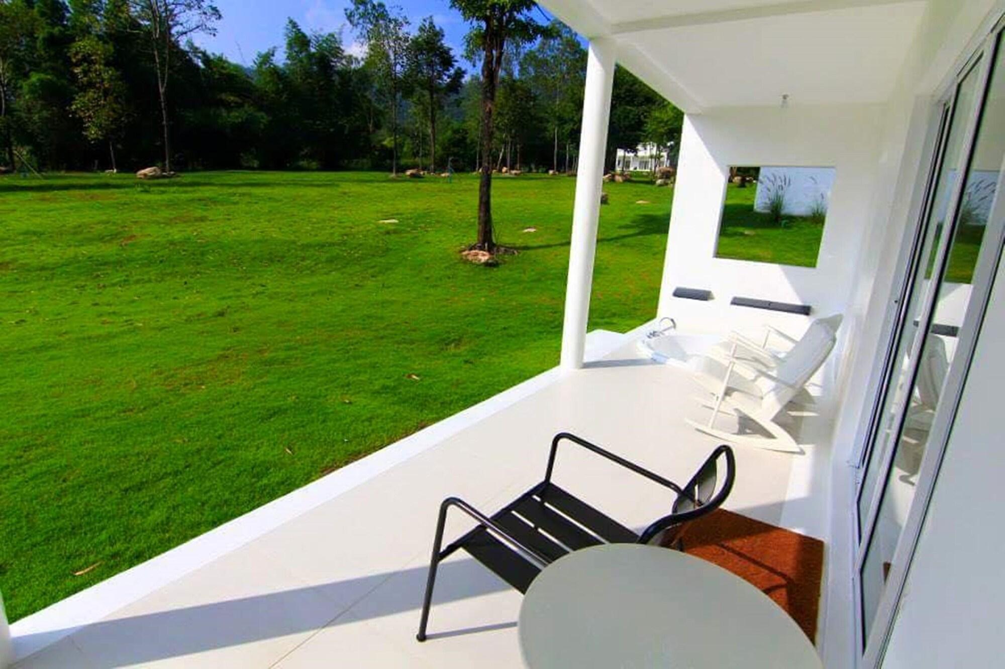 Aristo Chic Resort & Farm 31/39