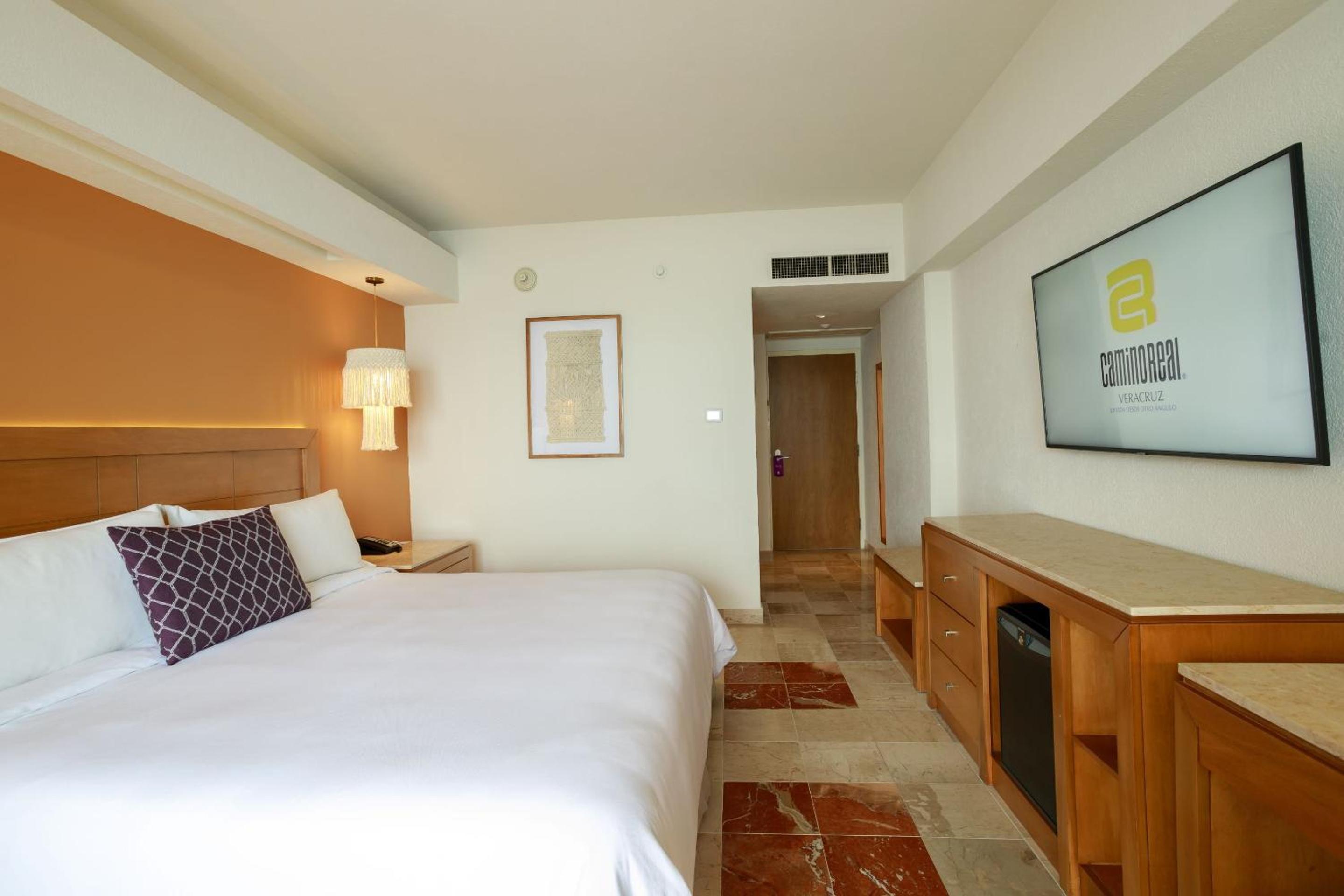 Superior, Deluxe, King Bed