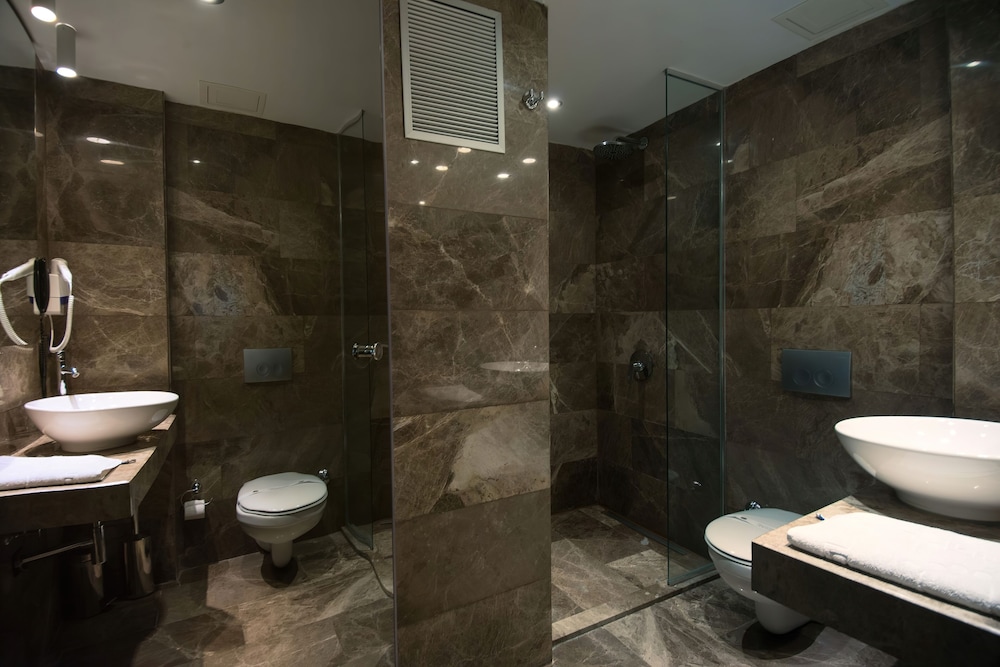 Gk Regency Suites Hotel 22/54