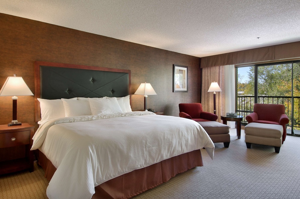 Maverick Hotel And Casino By Red Lion Hotels 12/66