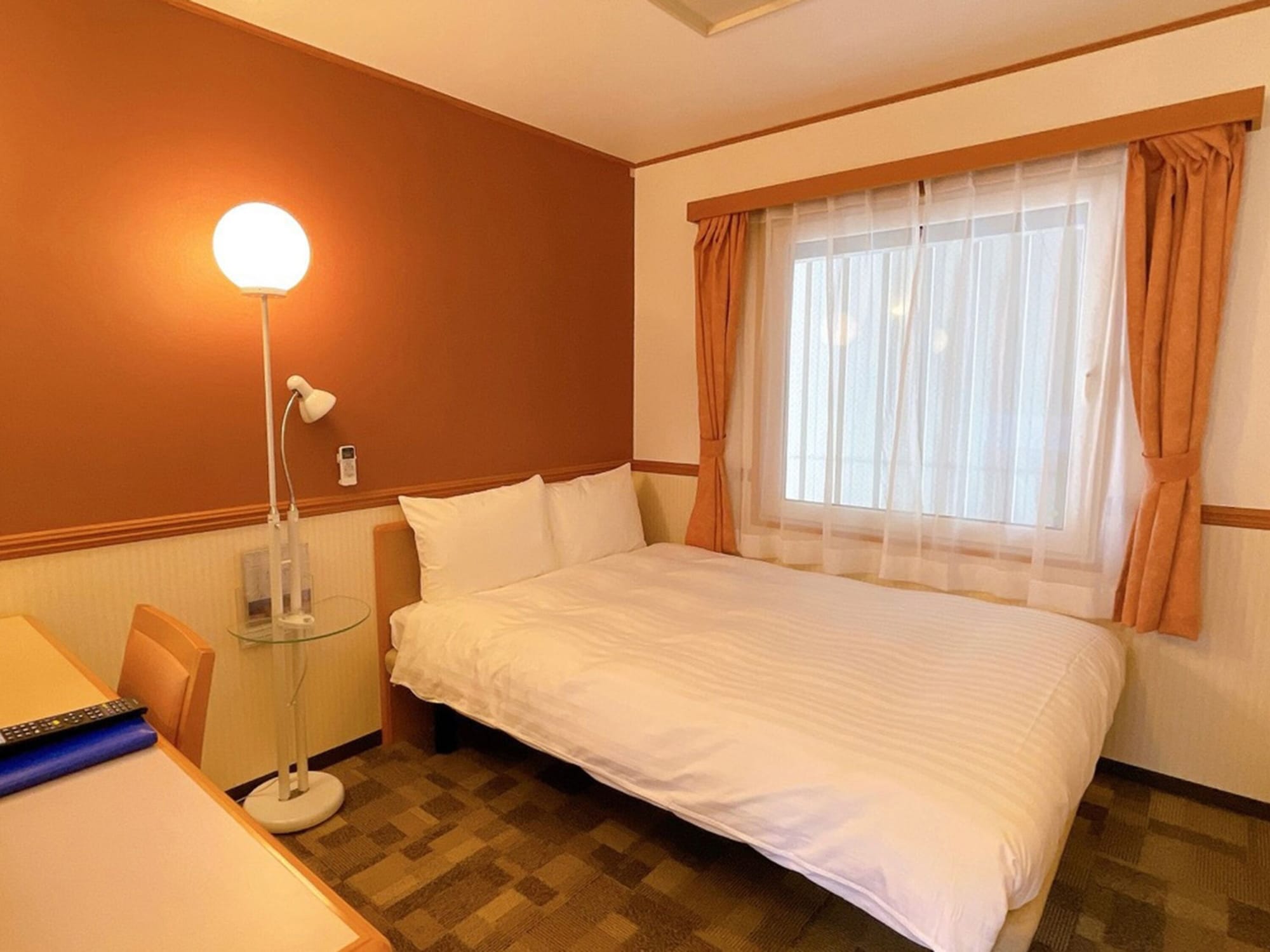 غرفة اقتصادية بسرير مزدوج للمدخنين، Toyoko Inn Kanazawa Kenrokuen Korinbo 2/3