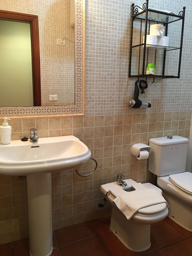 Apartamentos Los Verodes 49/50
