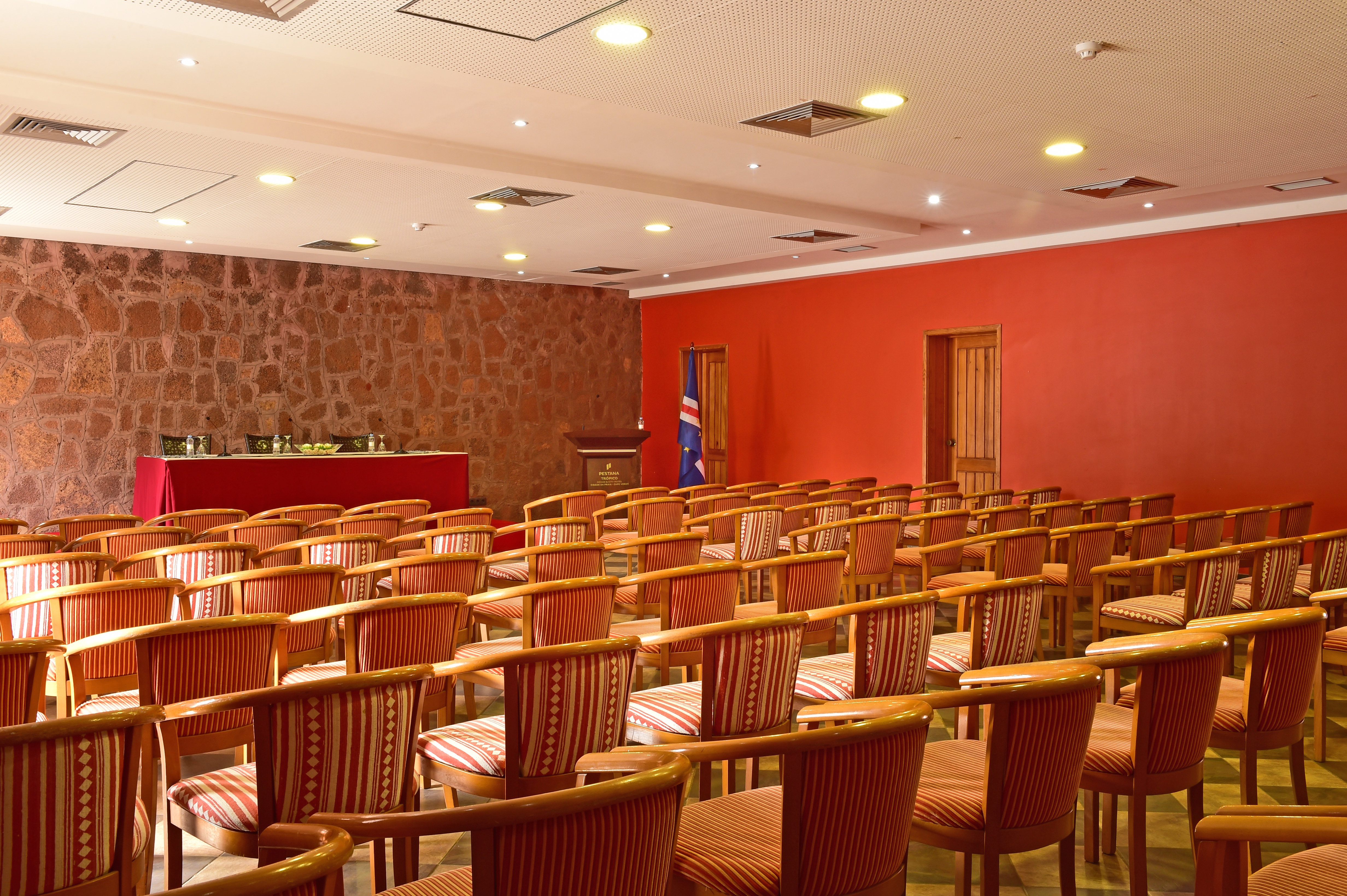 Pestana Tropico 40/43