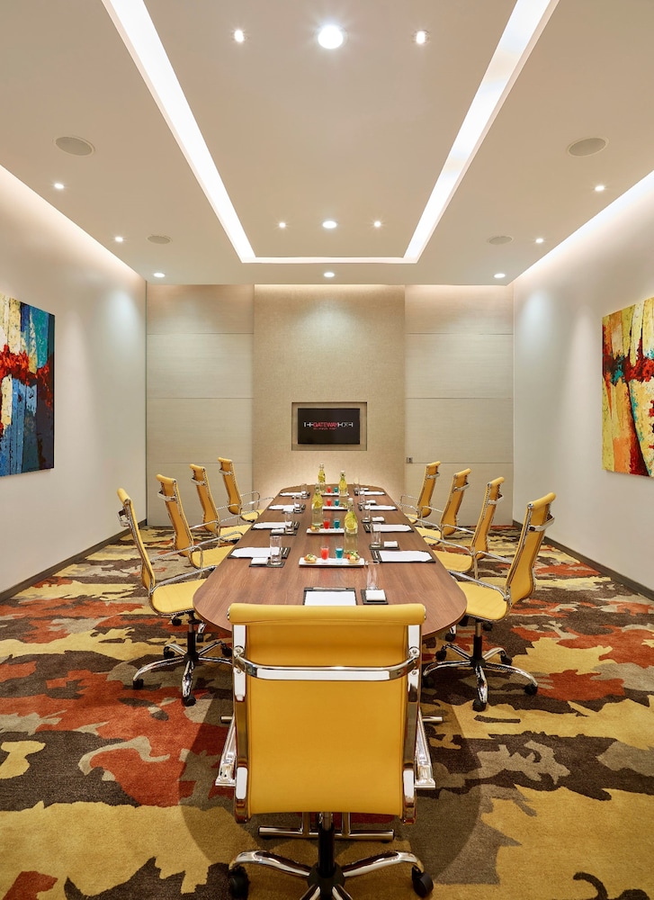 Vivanta Pune Hinjawadi (ex The Gateway Hotel Hinjawadi) 13/15