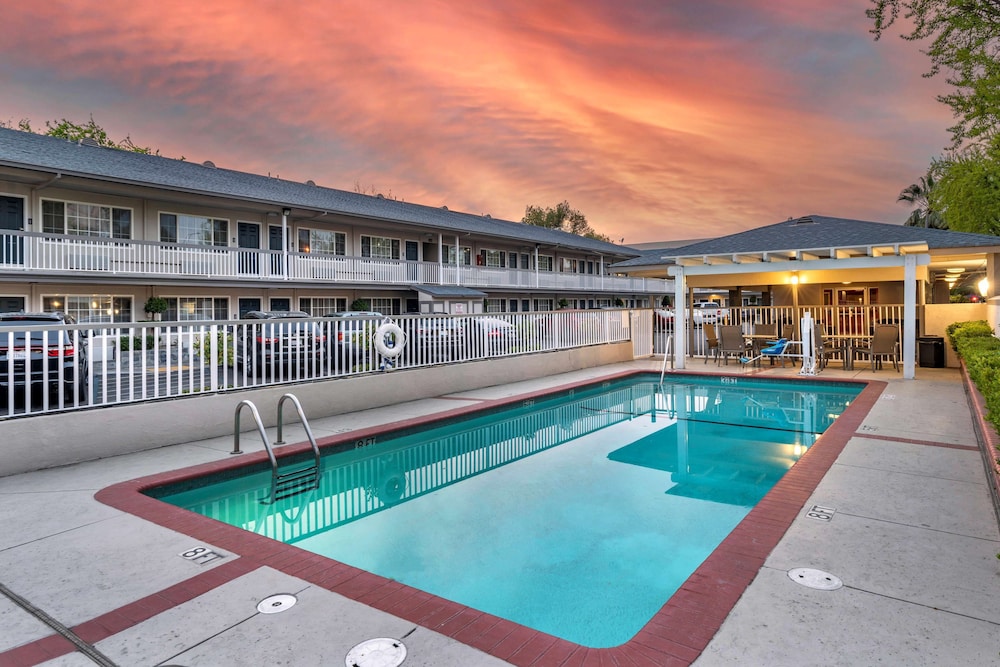 Best Western Town House Lodge 3/33