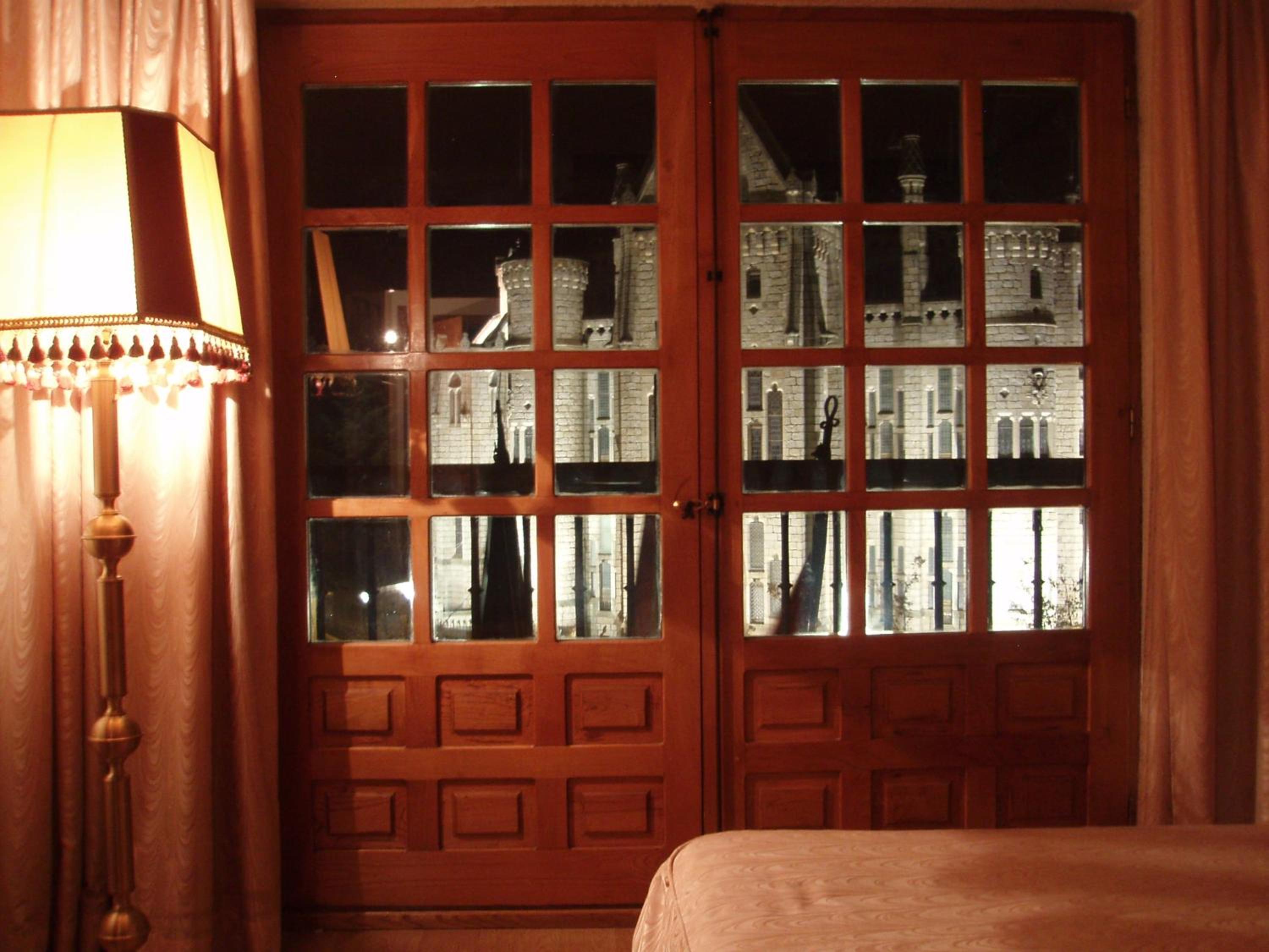 Hotel Gaudi Astorga 26/48
