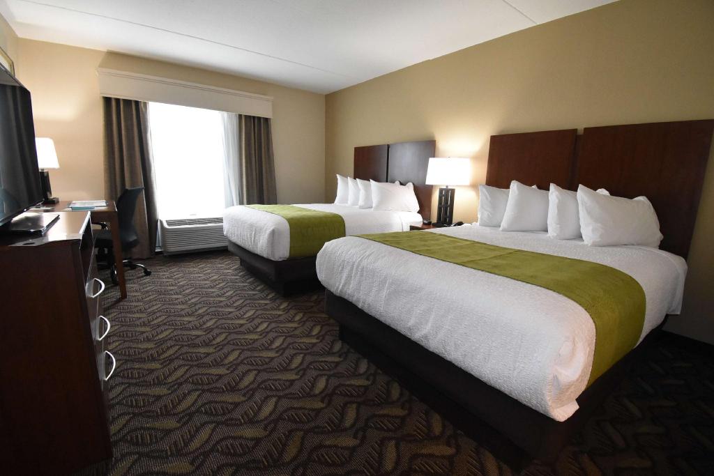 Room, 2 Queen Beds, Main Tower