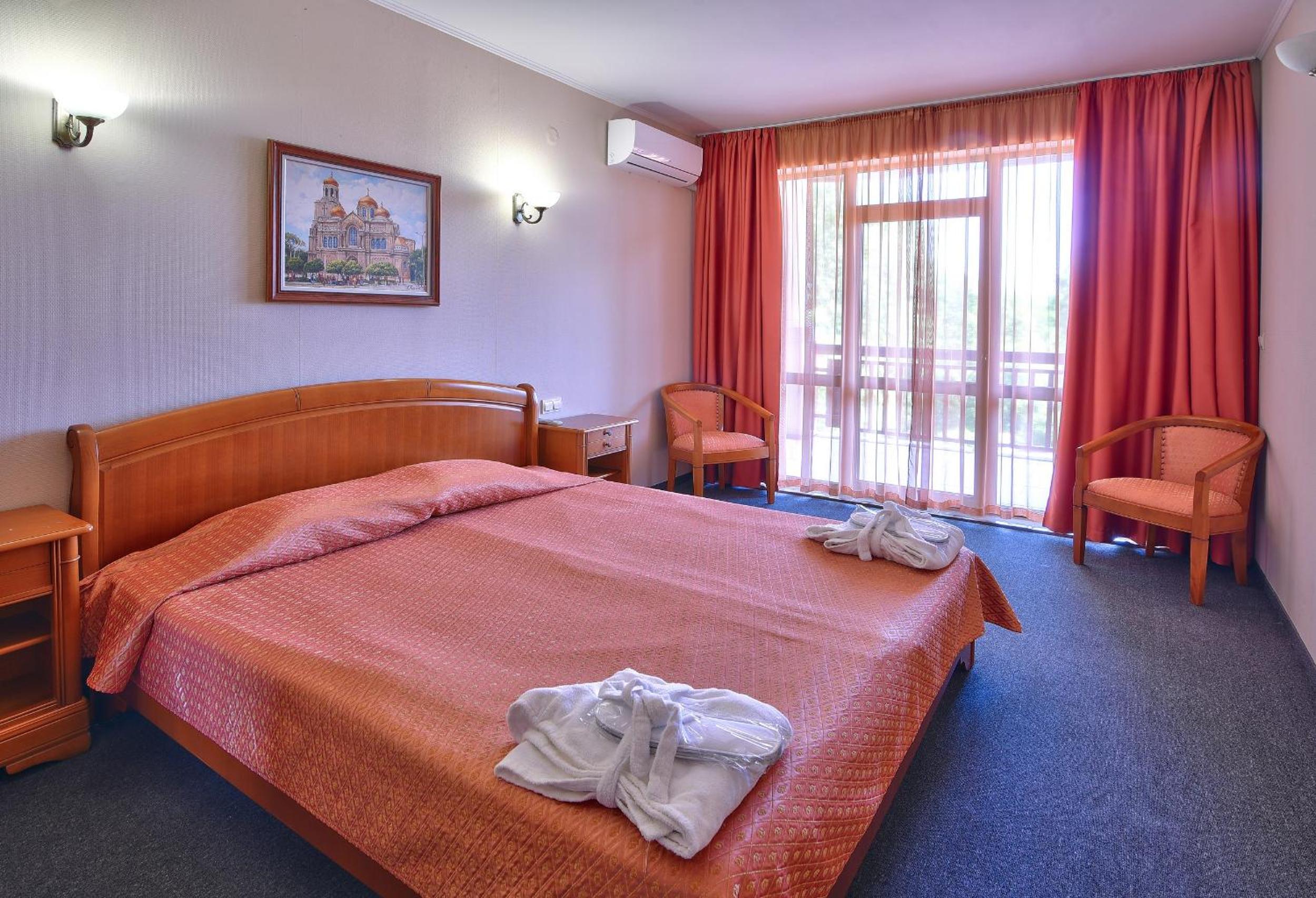 Estreya Residence 17/58