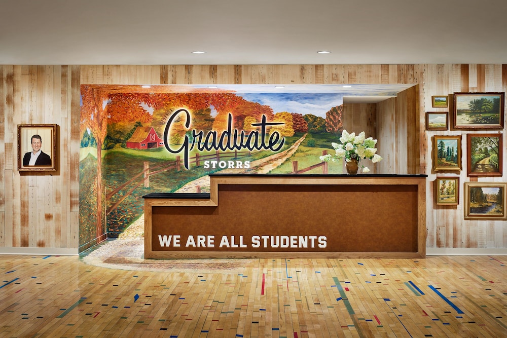 Graduate by Hilton Storrs 14/81