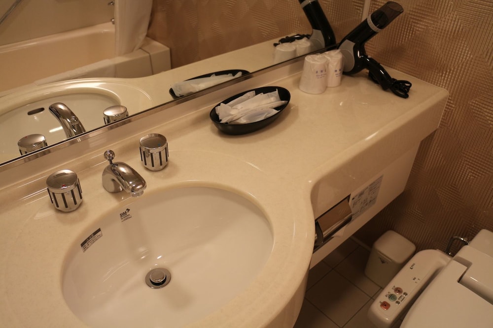 Hotel Sun Plaza Sakai 78/83