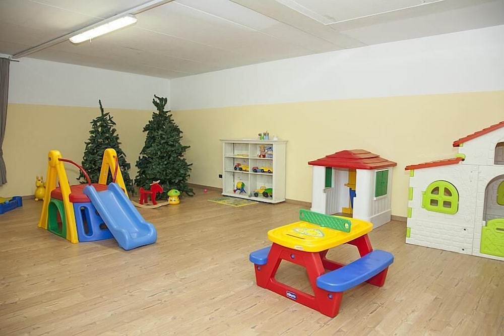 Hotel Villa di Bosco 42/50