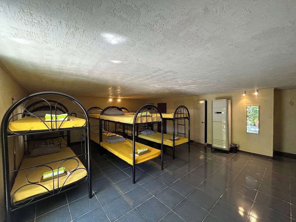 Alta Cebu Village Garden Resort 26/50