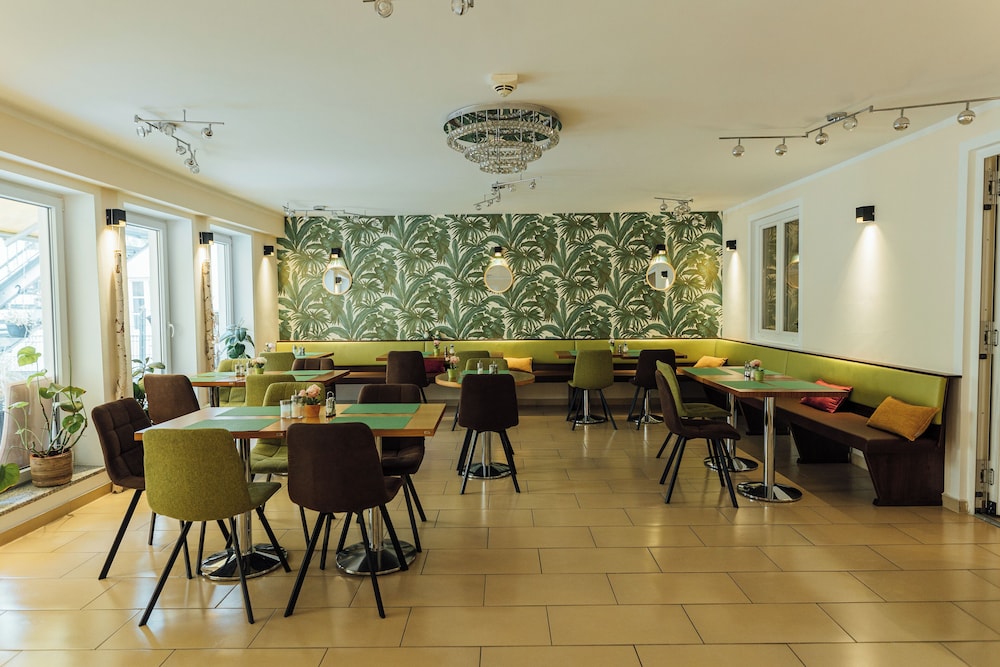 Hotel Andra 28/42