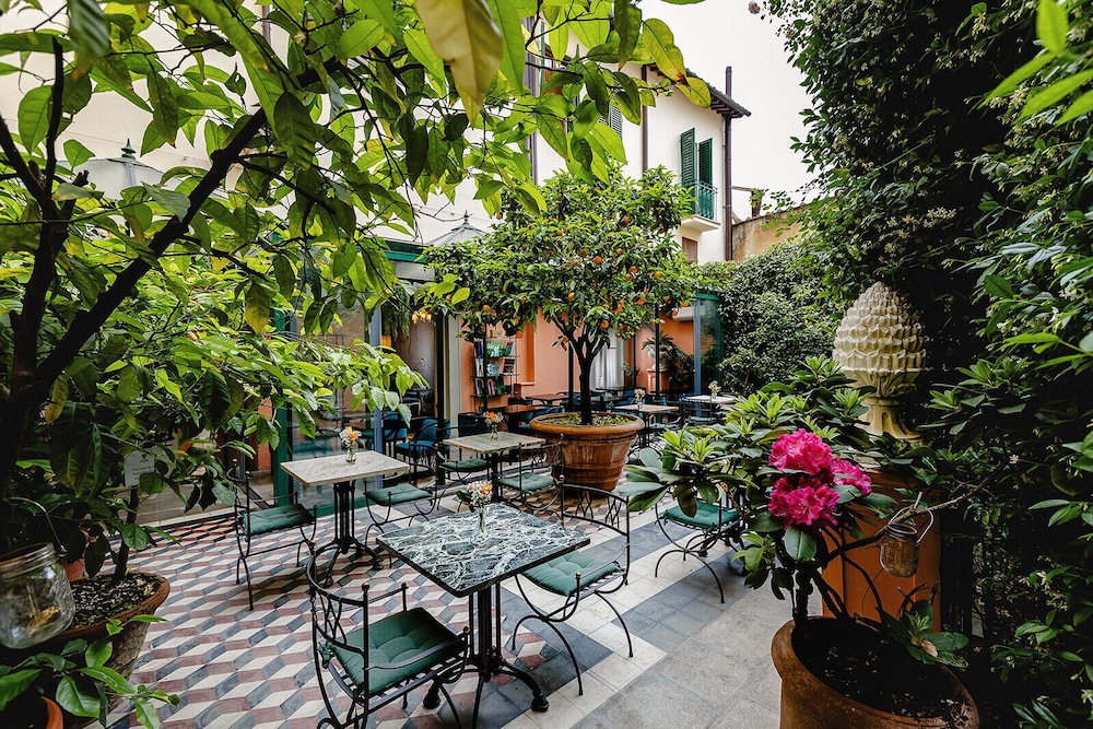 Palazzo Dal Borgo 56/58