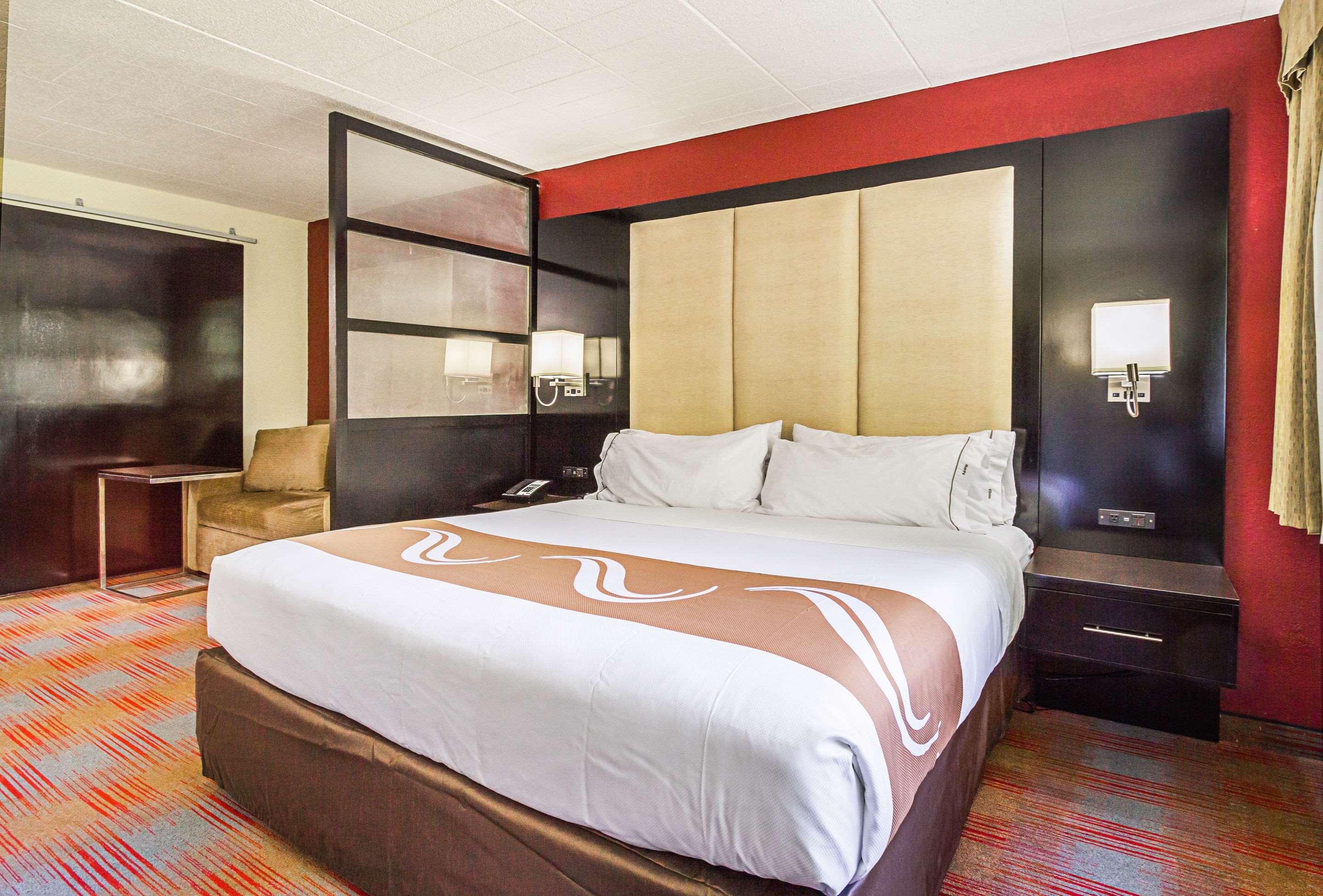 Room, Double Bed