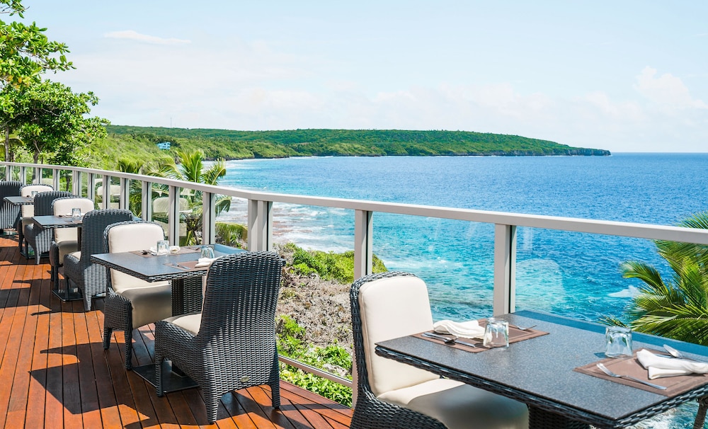 SCENIC MATAVAI RESORT NIUE 30/50