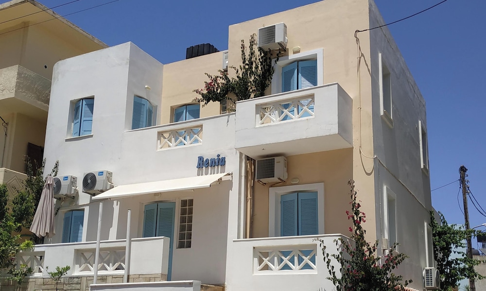 Renia Hotel in MALEVIZI