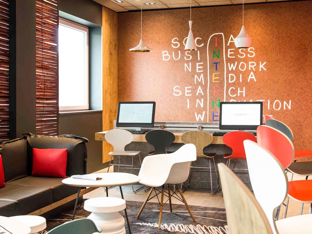 Ibis Milano Fiera 61/70