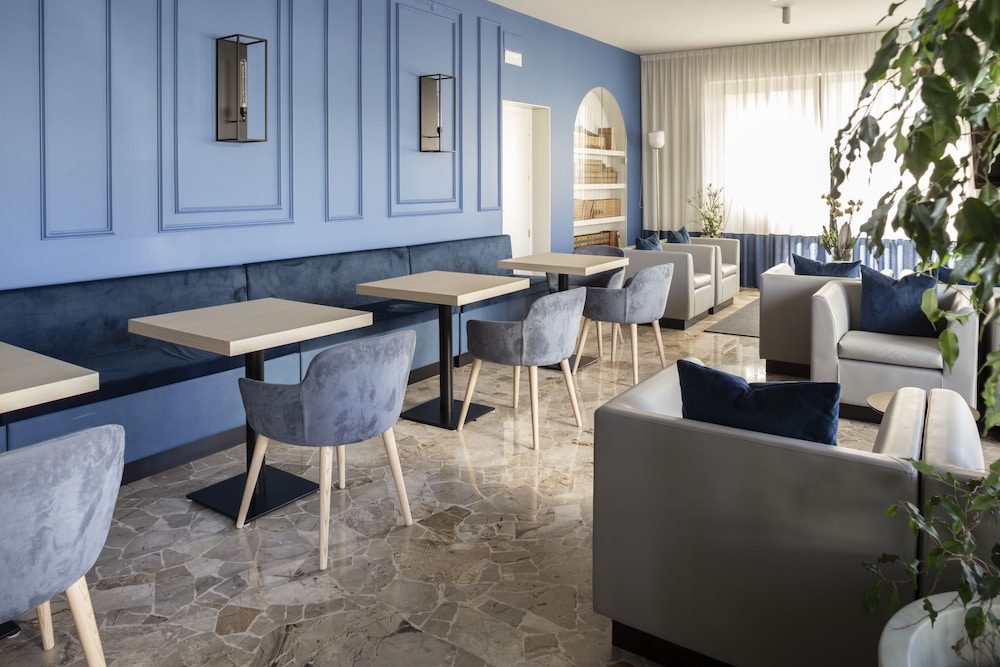 Hotel Gemma 23/50