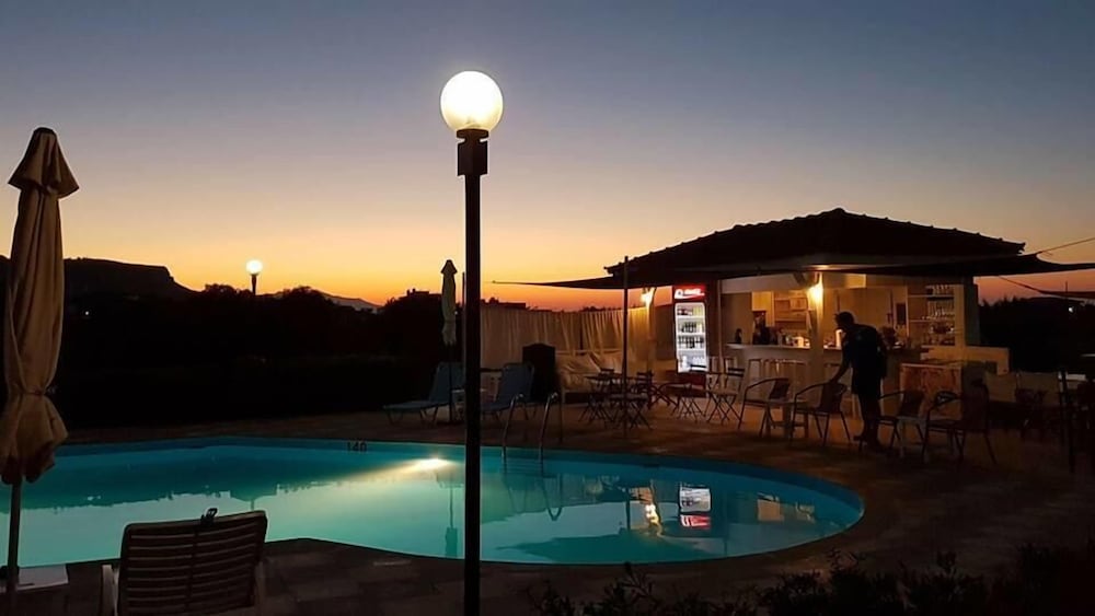 Anemos Inn Adults Only By Estia 6/42