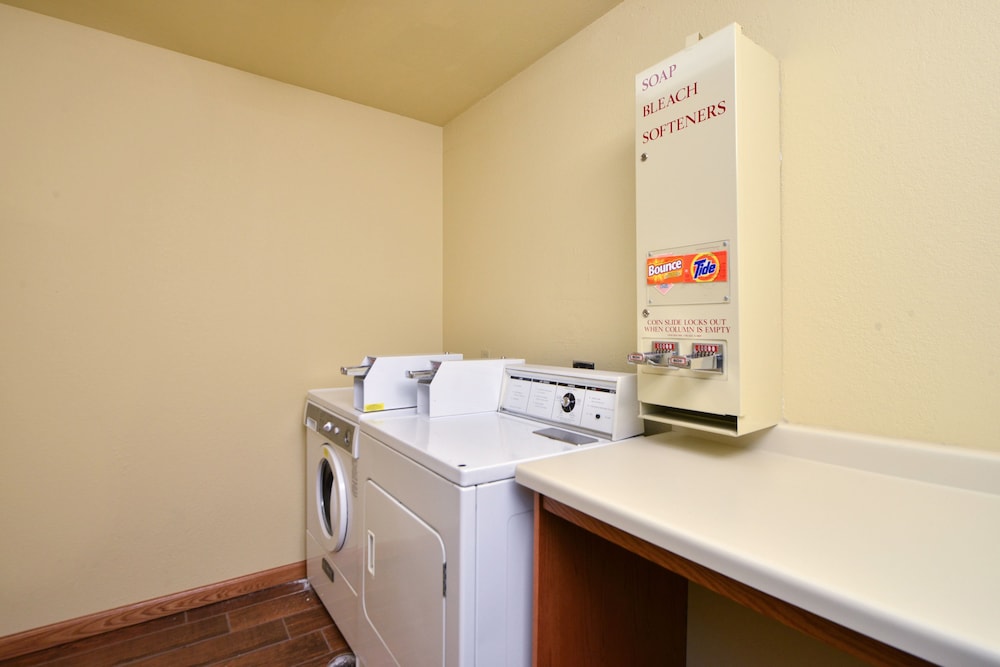 Sleep Inn & Suites near Spirit Mountain 20/49