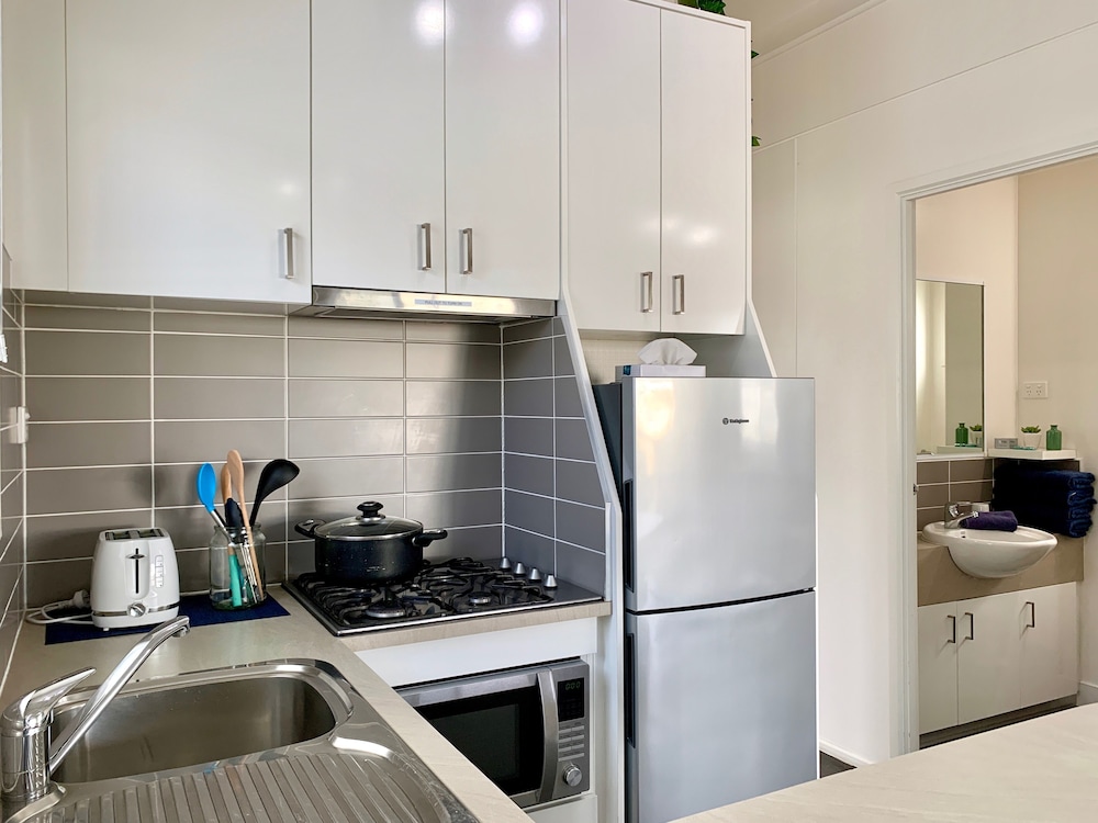 Apollo Bay Waterfront Motor Inn 33/80