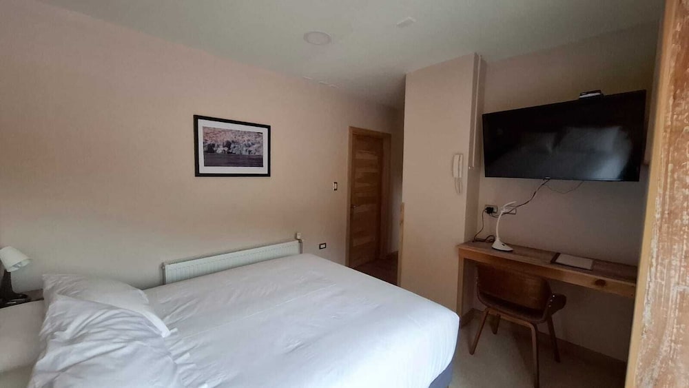 Calafate Apart Hotel 6/25