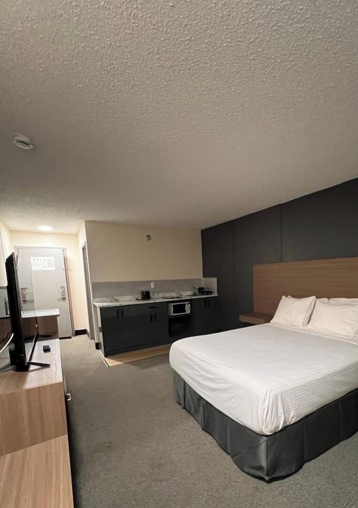 SureStay by Best Western Smithers 32/57