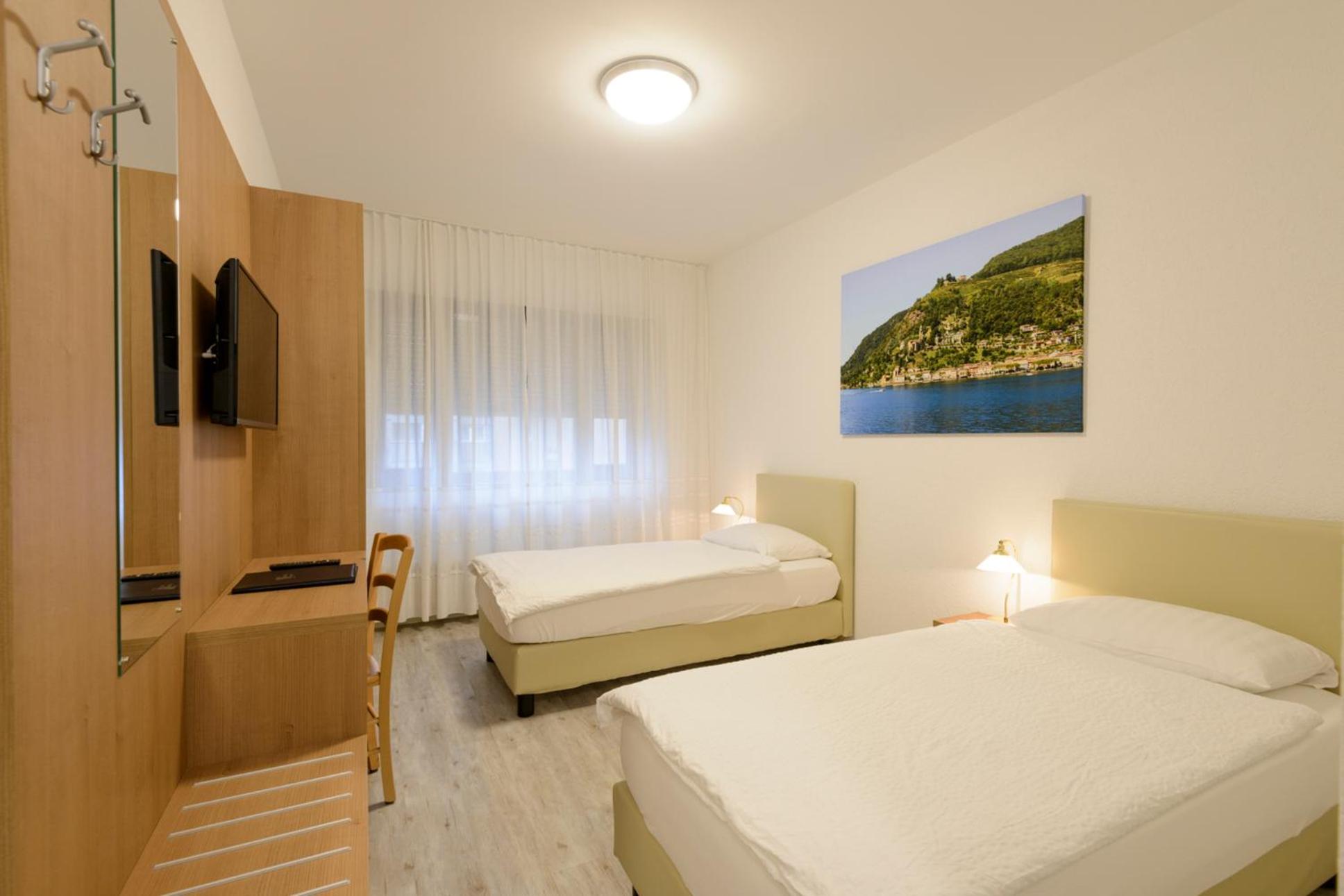 HOTEL CERESIO 24/54