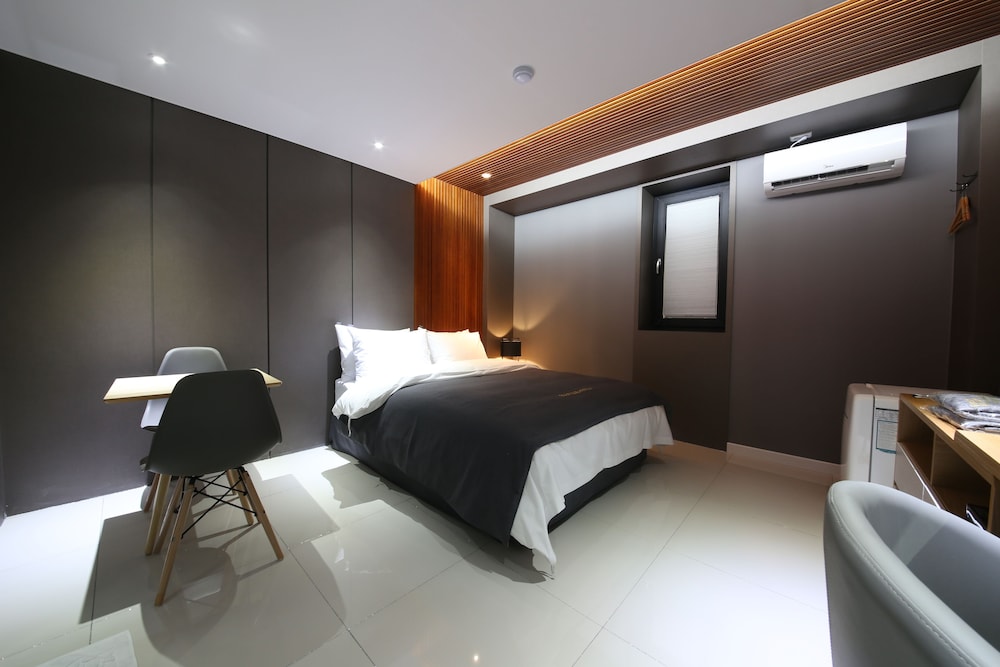Hotel K 6/35