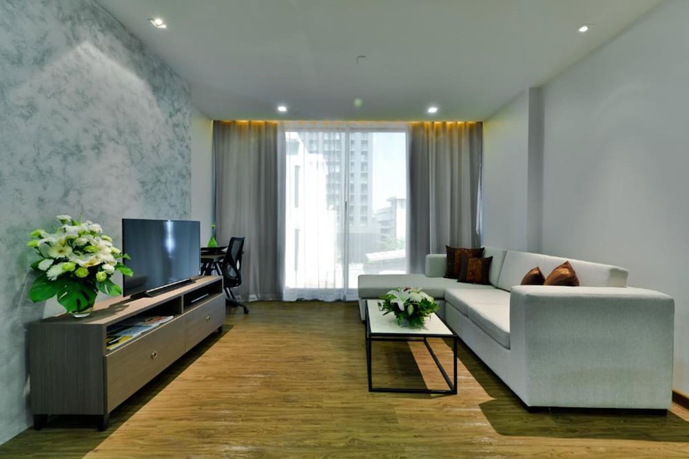 Civic Horizon Hotel Residence 31/49