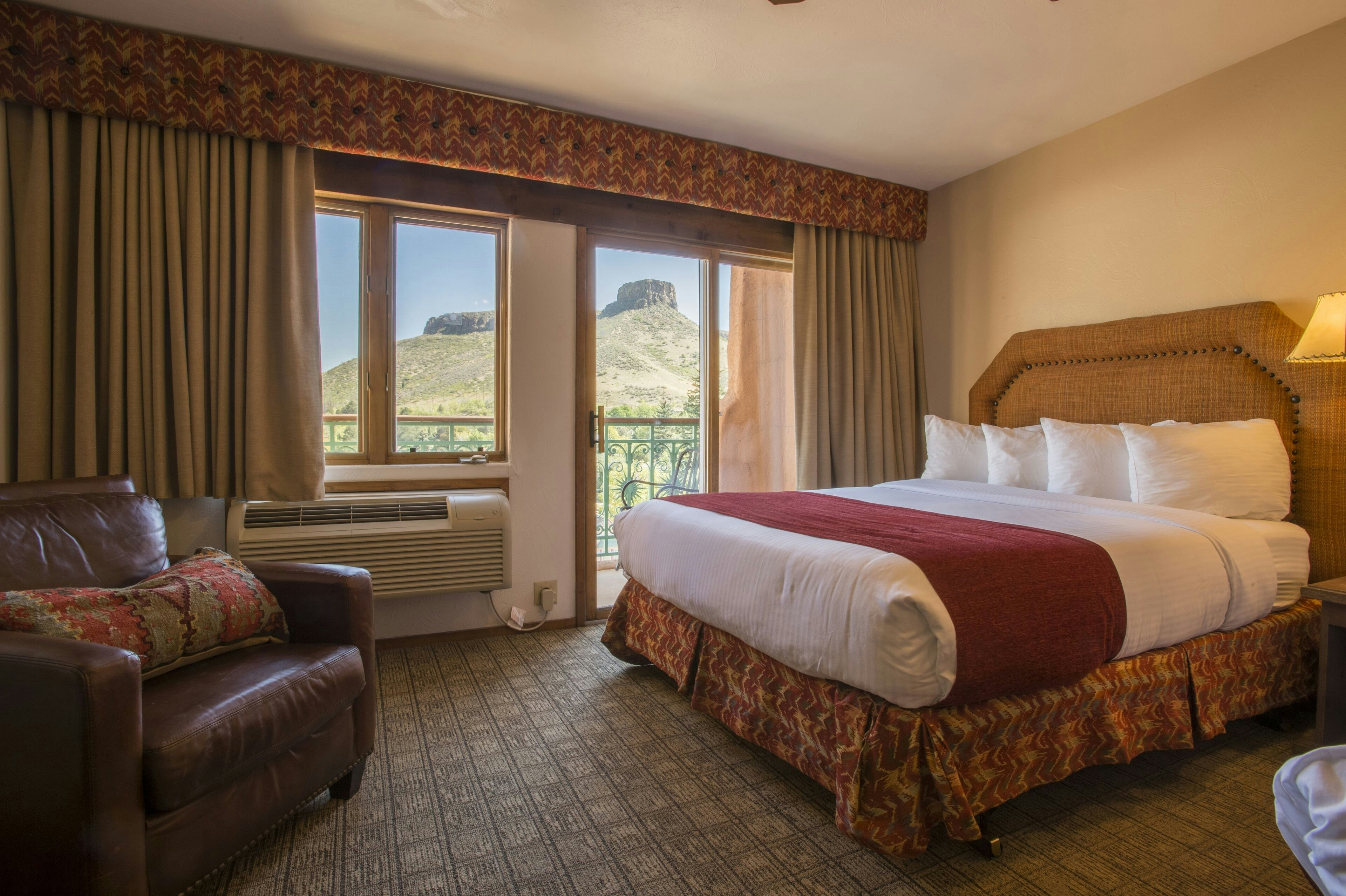 Mountain, 2 Queen Beds