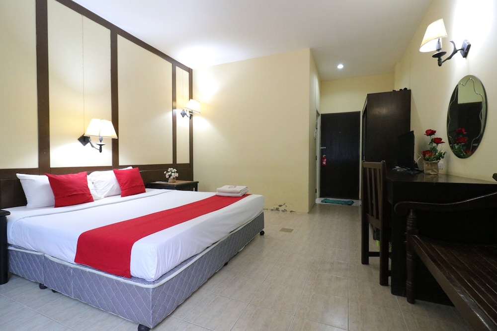 Standard Double Room, Baan Nat The Village 3/5