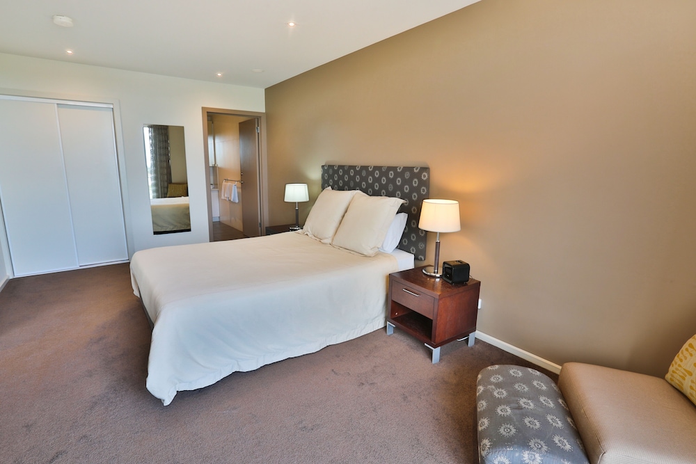 Lady Bay Resort 9/36