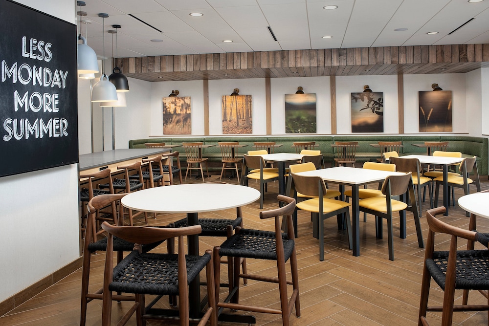 Fairfield Inn & Suites By Marriott Knoxville Lenoir City/I-75 30/37