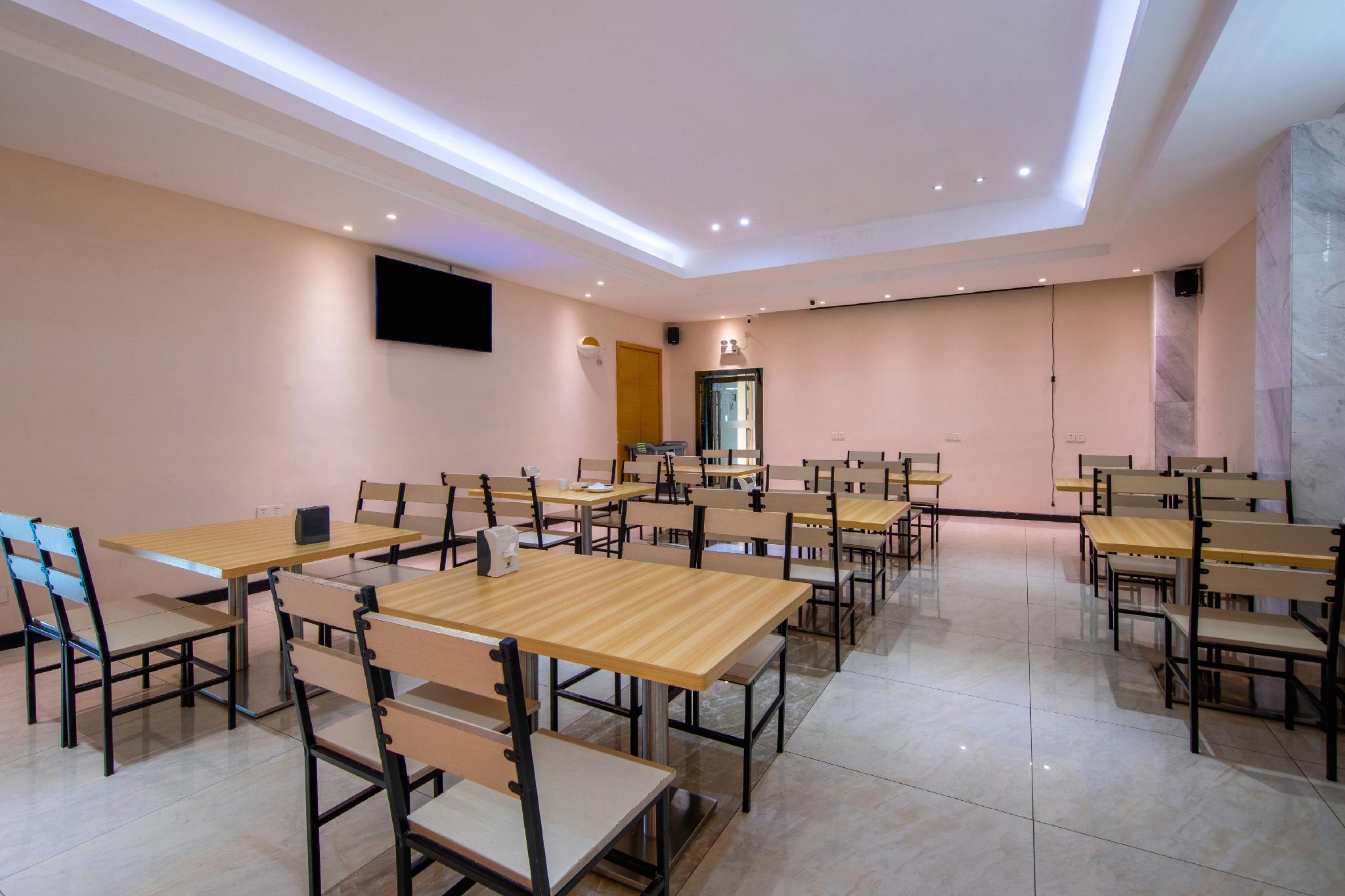 City Comfort Inn Zhanjiang Chikan Overpass 44/54