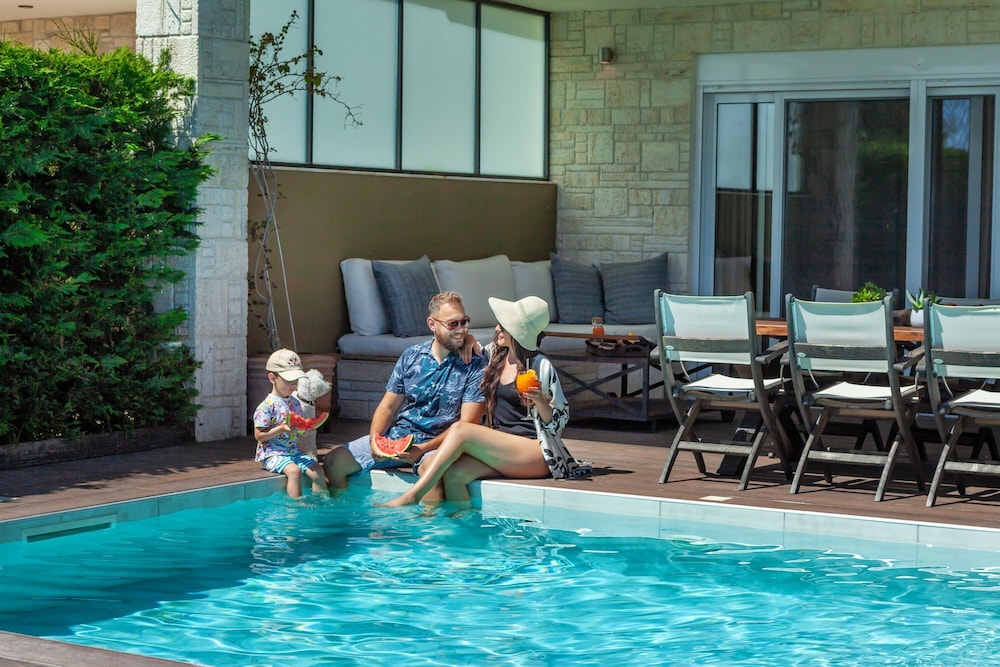 Sunny Villas And Spa 45/50