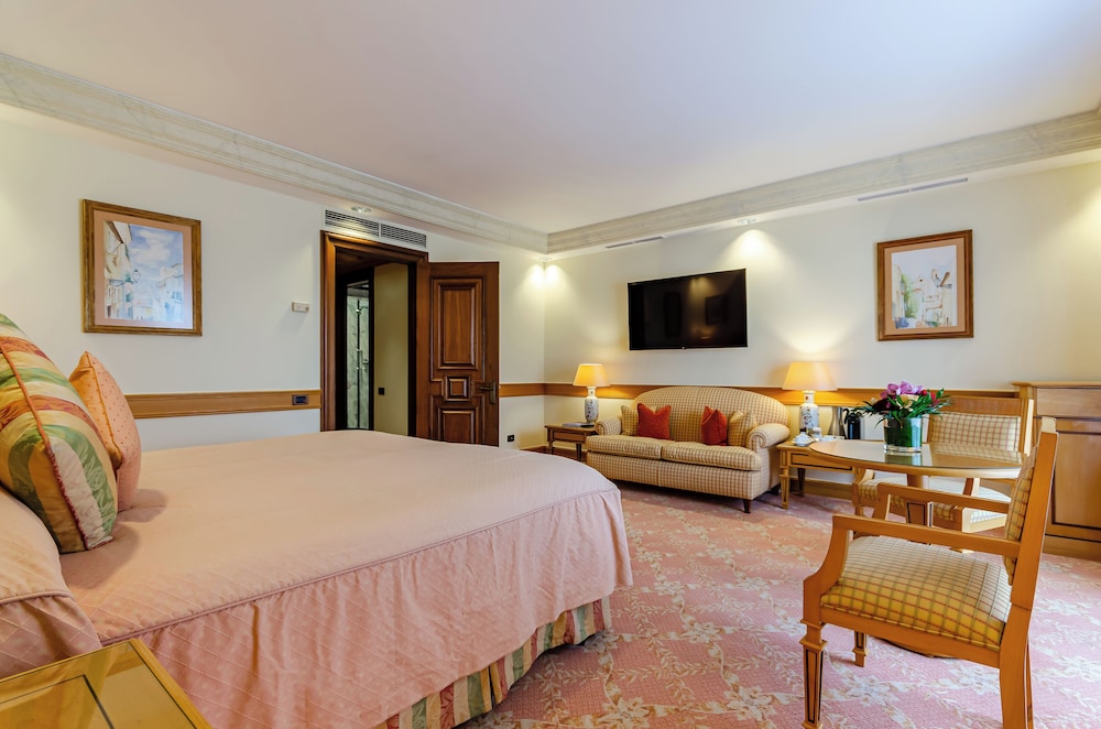 Palace, Superior, King Bed، Olissippo Lapa Palace 2/4