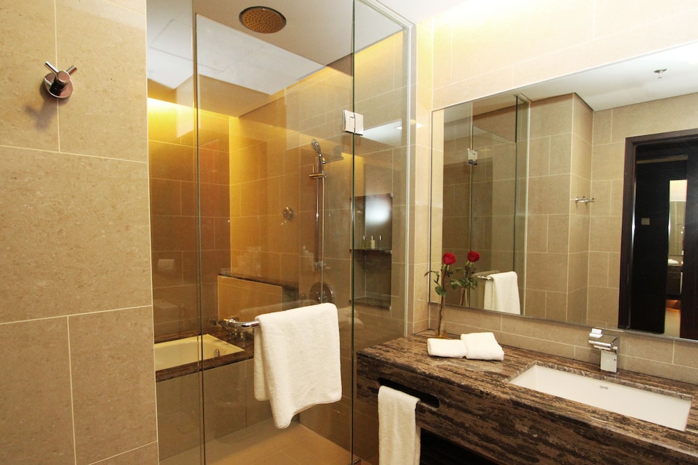 Hotel Grandis 24/73