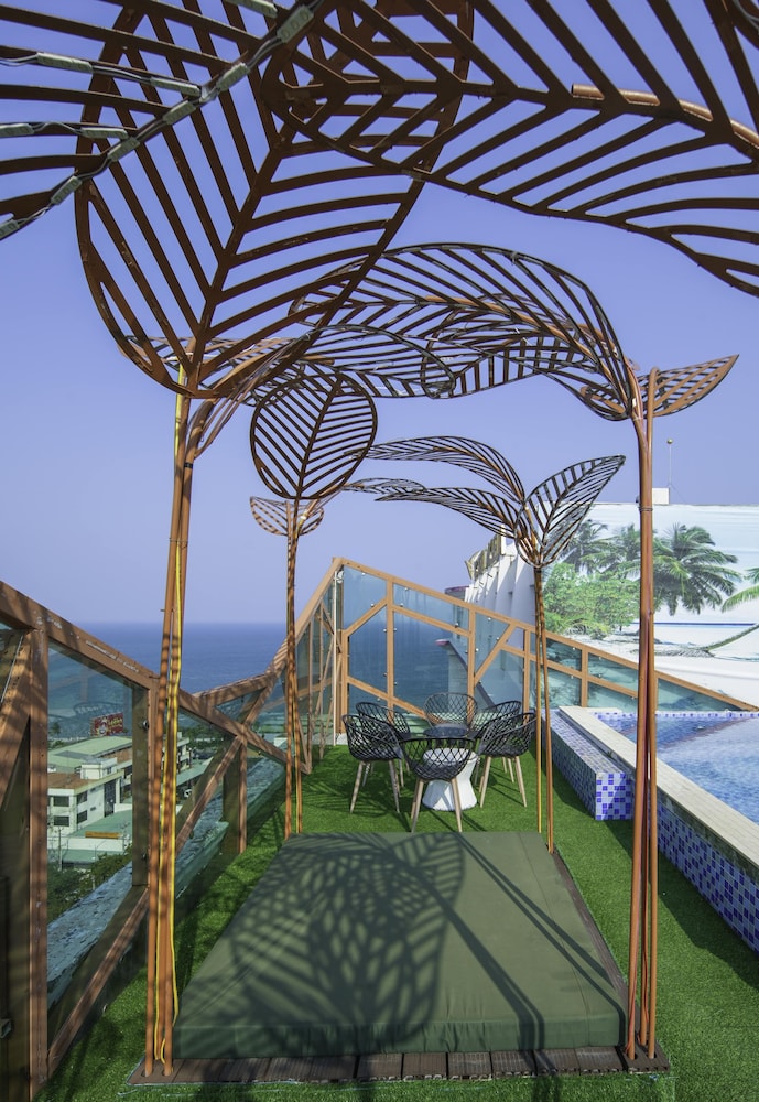 TND Hotel 135/140