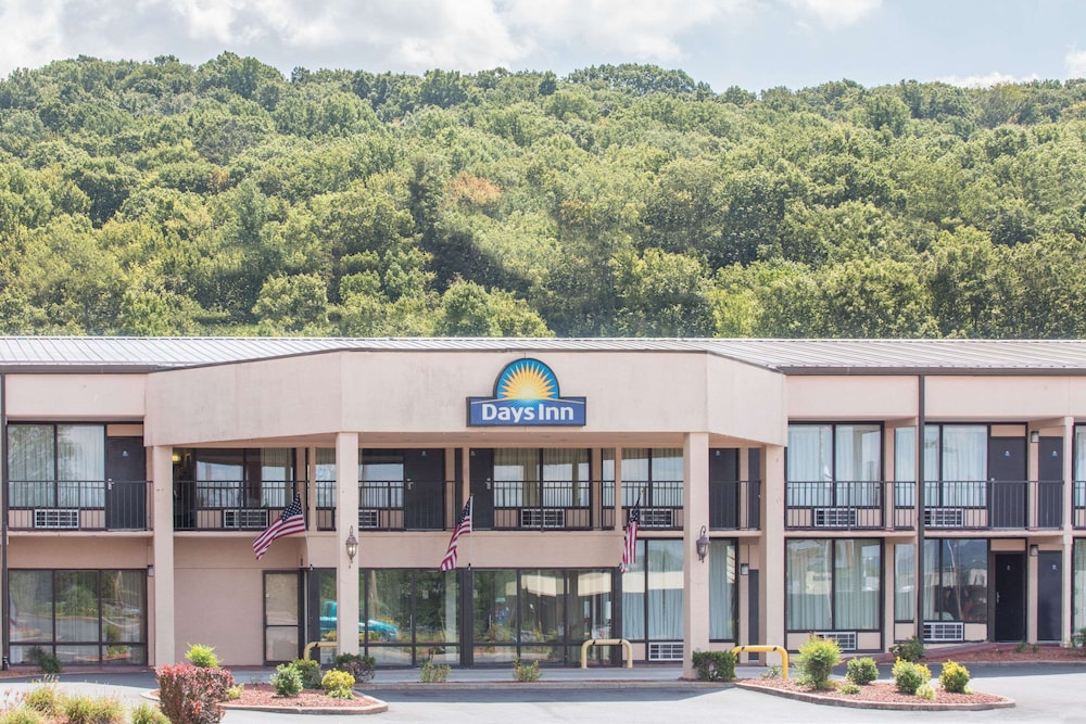 Days Inn by Wyndham Princeton 1/32