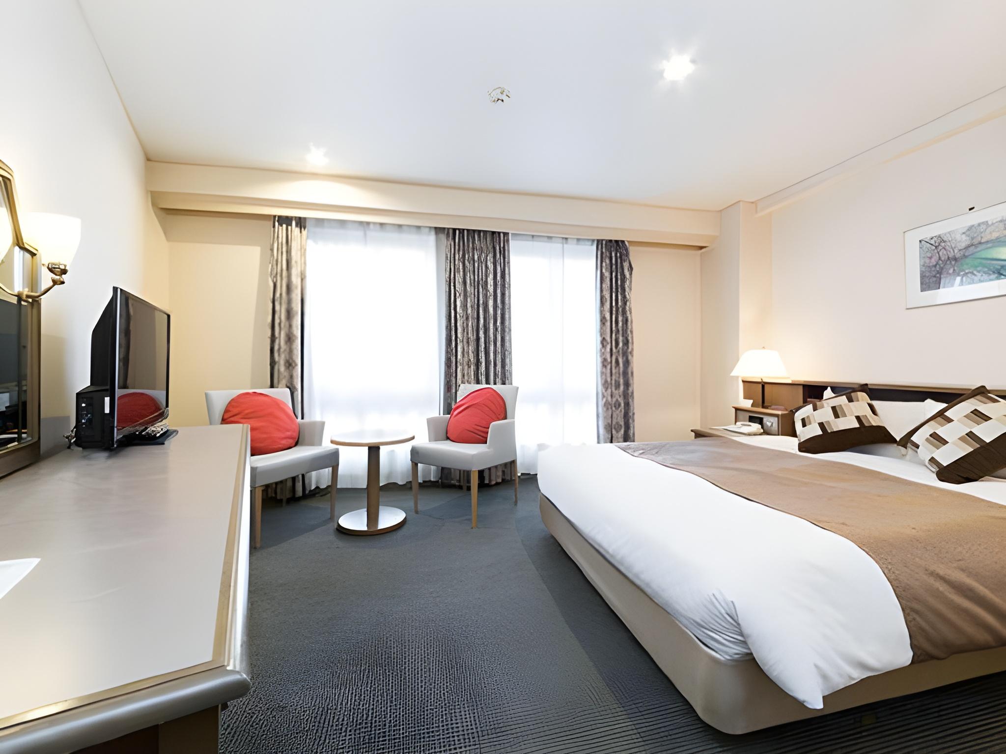 ROOM, DOUBLE BED, SMOKING
