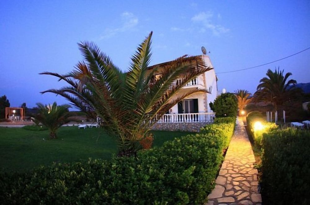 Elli Beach Apartments and Studios 42/50