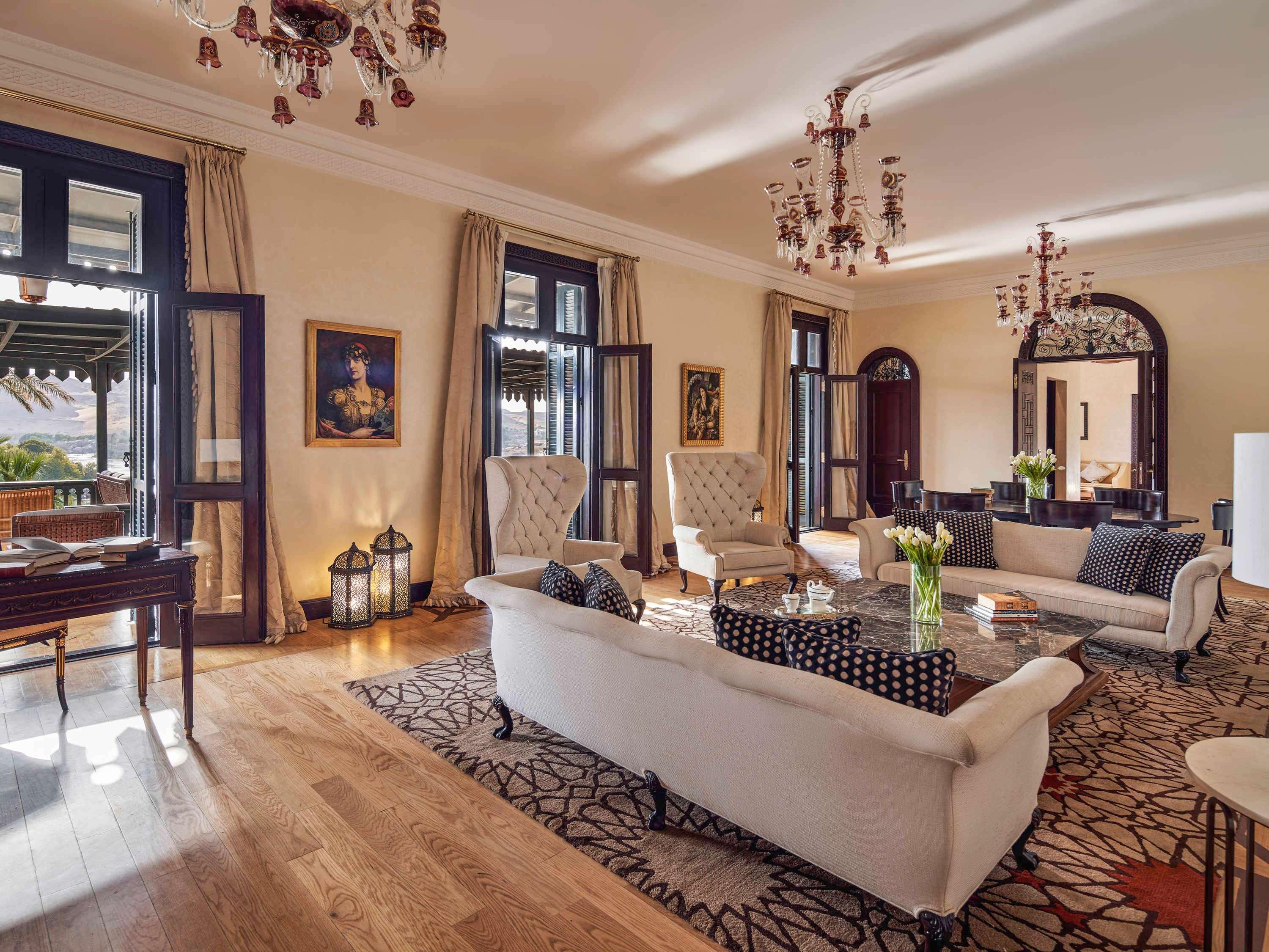 lounge