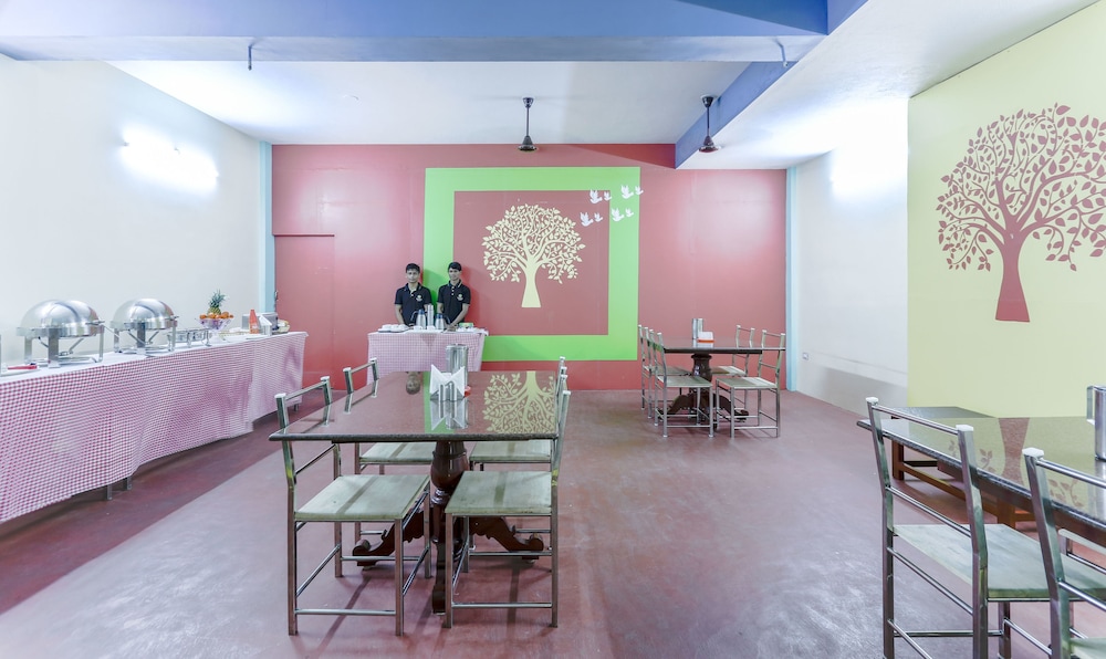 Treebo Grace Inn 50/59