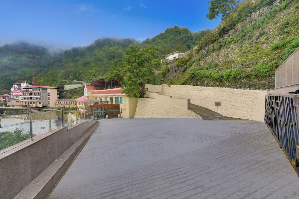 Lemon Tree Resort, Mussoorie 36/50