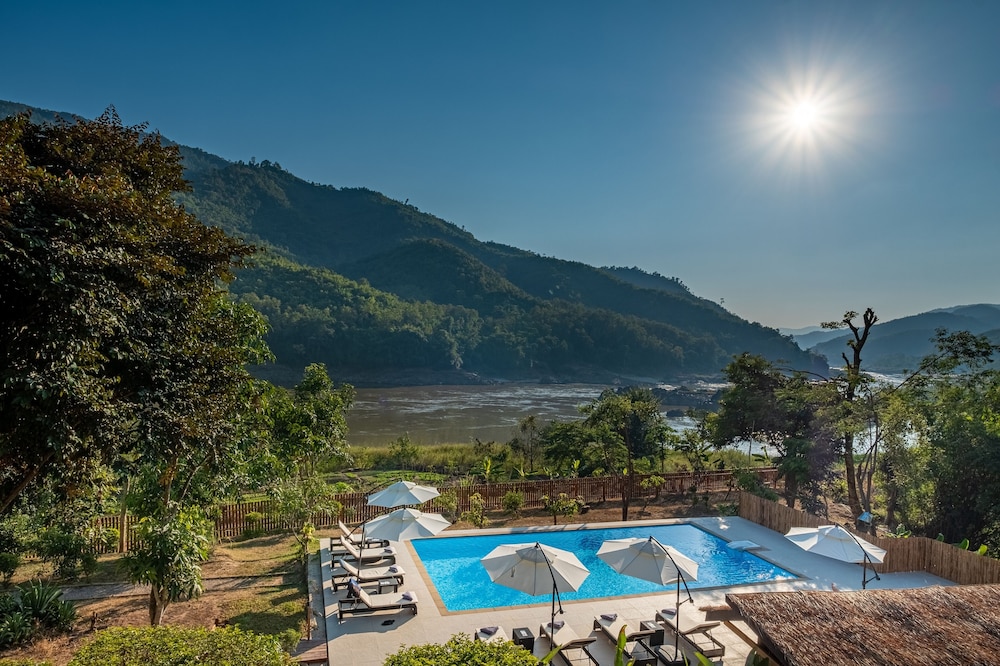SANCTUARY PAKBENG LODGE 76/86