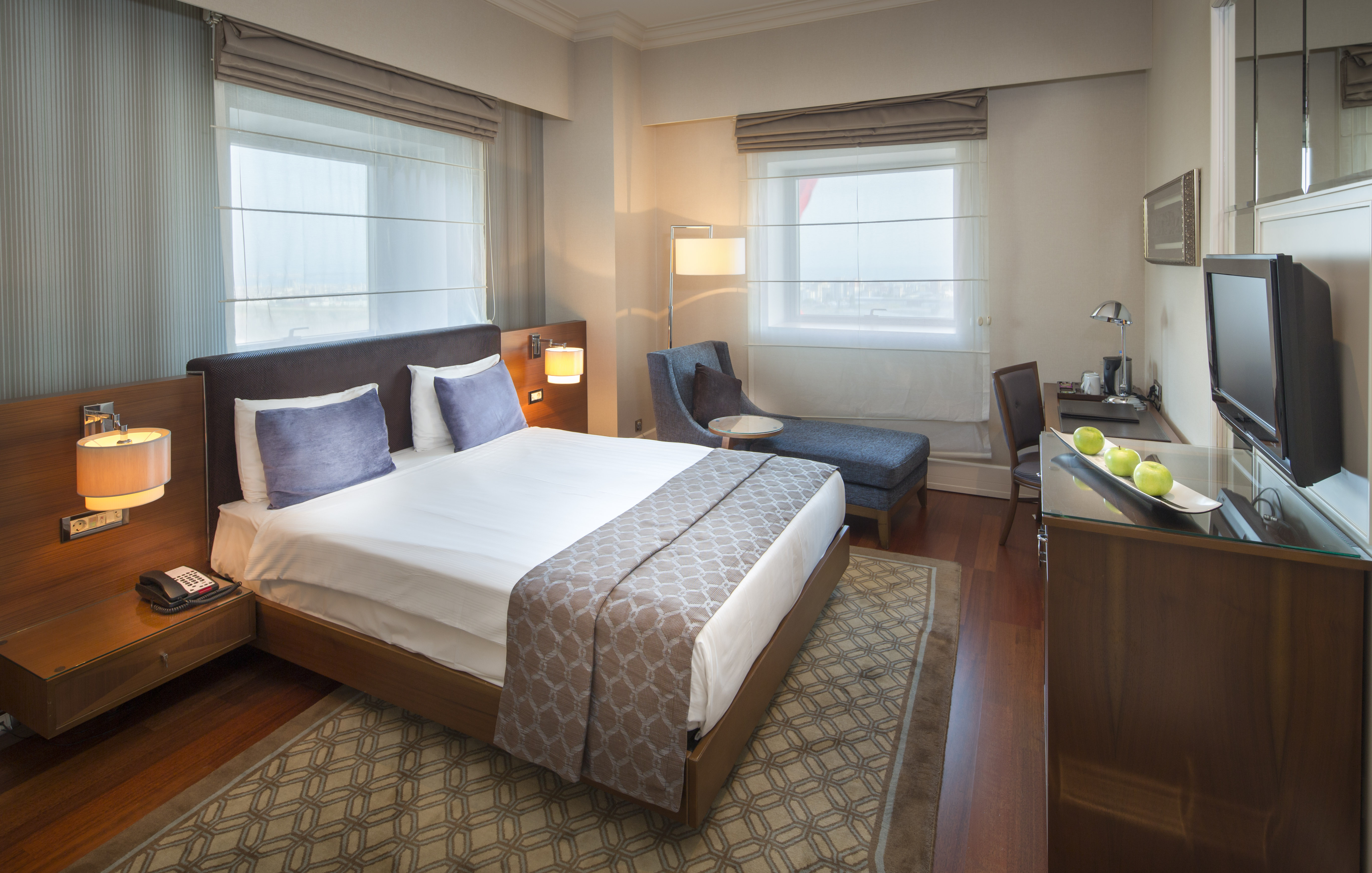 Deluxe, Double Bed