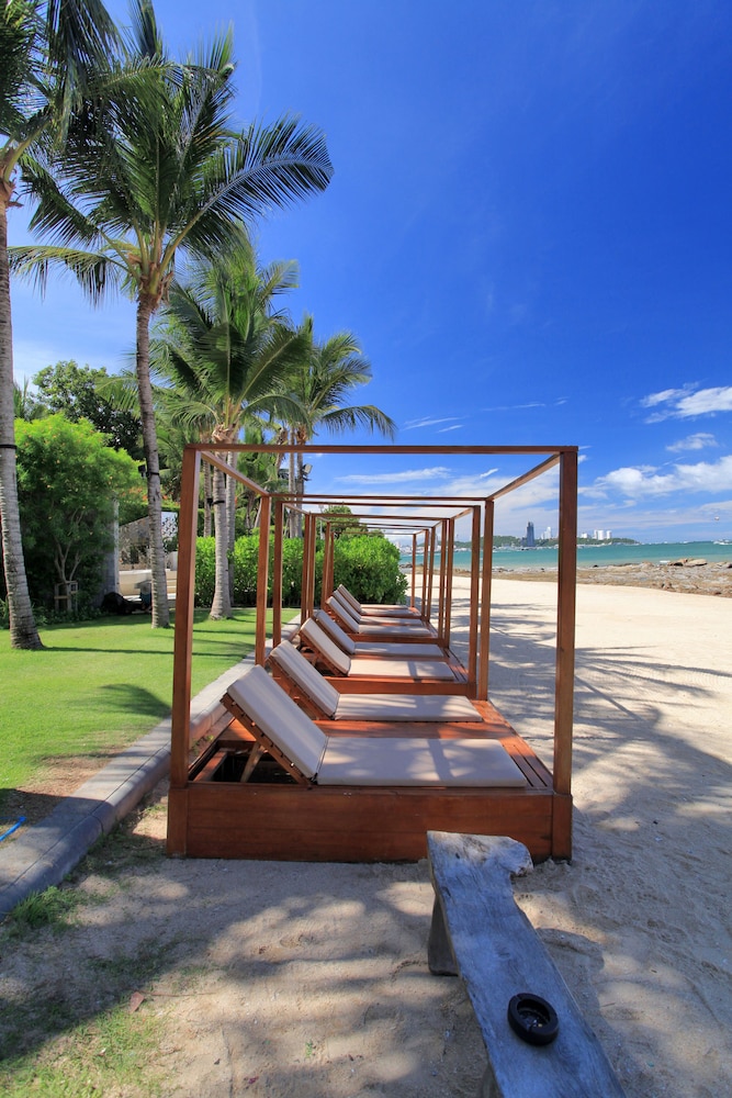 Cape Dara Resort 66/74