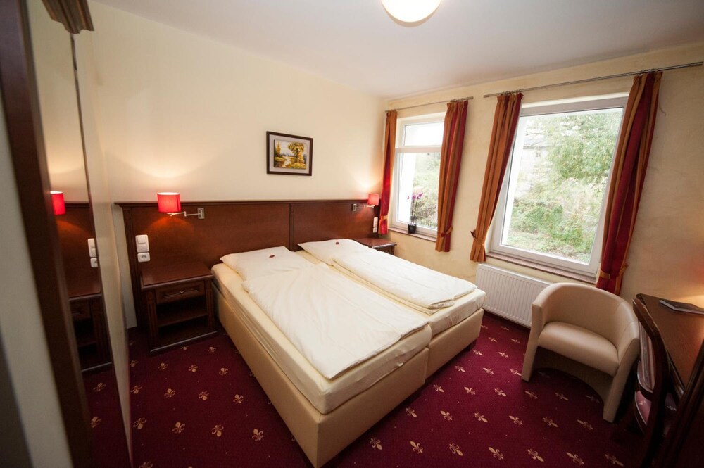 Hotel Medaillon 9/41